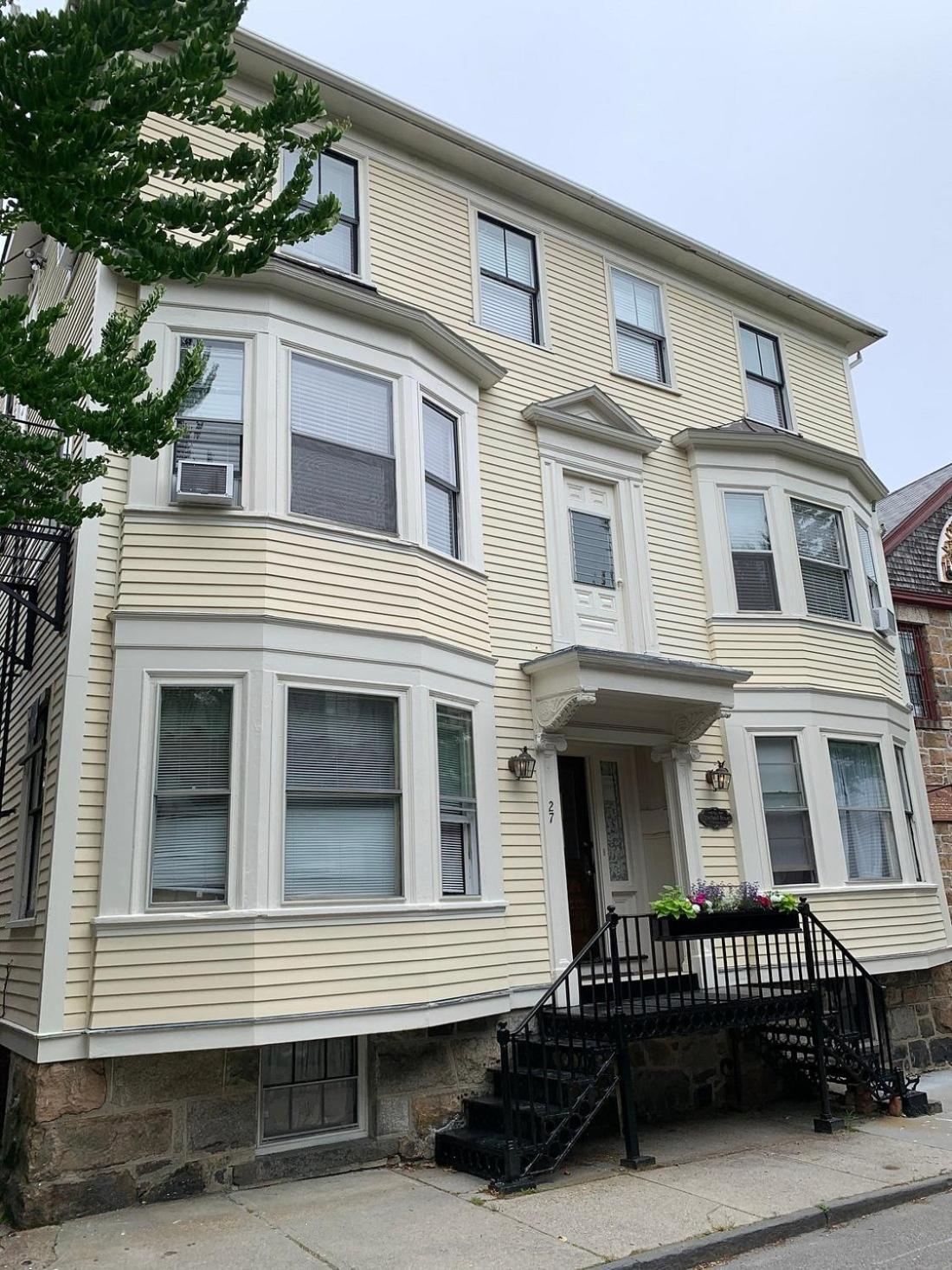 Cleveland House Inn 뉴포트 외부 사진