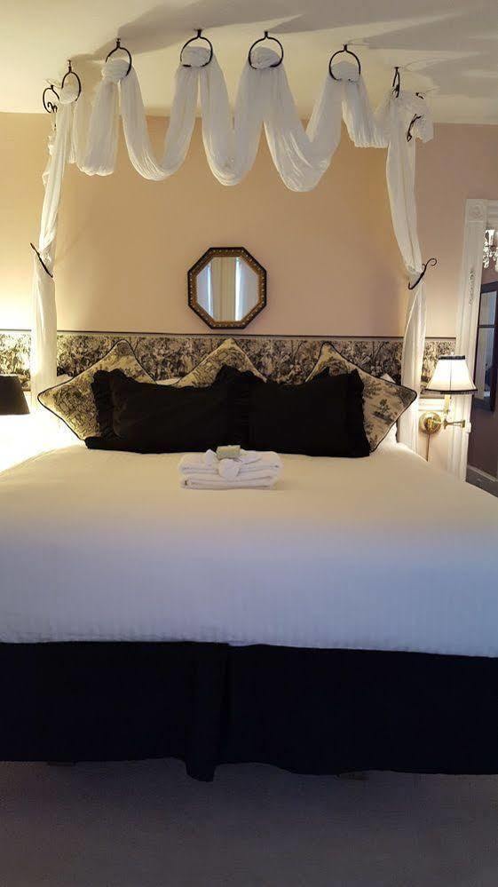 Cleveland House Inn 뉴포트 외부 사진